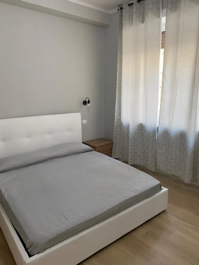 Gramsci 2 Rooms Boloňa